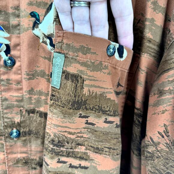 Columbia Shirt Mens Large River Lodge Button Down Duck Print Long Sleeve - Picture 3 of 7